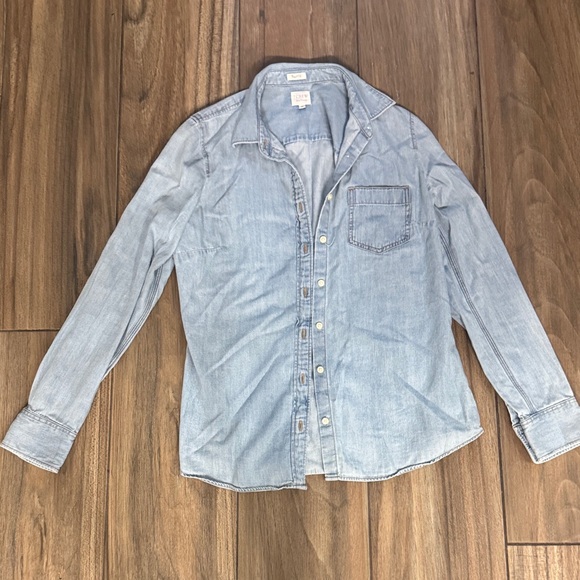 J.Crew Light Blue Denim Shirt size S - Picture 1 of 3